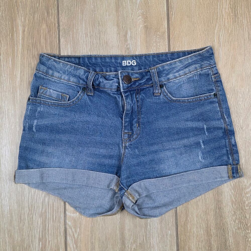 BDG Urban Outfitters Mid Rise Shortie Denim Shorts Womens 27 Blue Cuffed